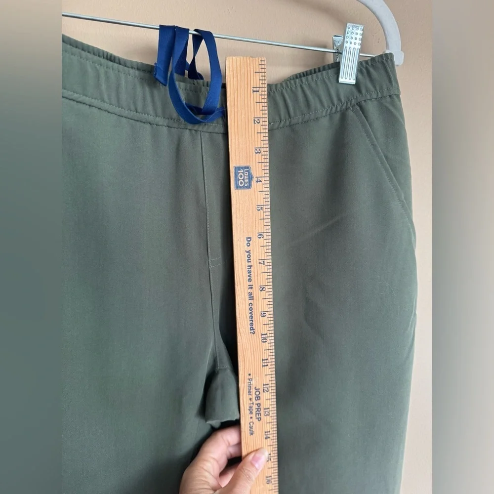 FIGS Tansen Jogger Scrub Pants Green Size S